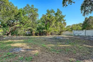 1812 54th St E, Bradenton, FL 34208 - Photo 33