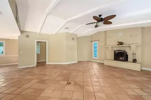 1812 54th St E, Bradenton, FL 34208 - Photo 7