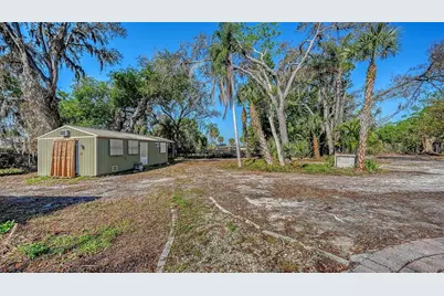 1812 54th Street E, Bradenton, FL 34208 - Photo 51