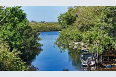 1812 54th Street E, Bradenton, FL 34208 - Photo 37