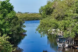 1812 54th St E, Bradenton, FL 34208 - Photo 37