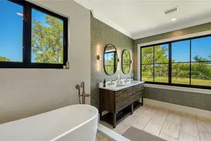 7022 Saddle Creek Cir, Sarasota, FL 34241 - Photo 29