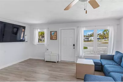 327 39th Avenue, Saint Pete Beach, FL 33706 - Photo 5