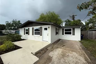 608 12th St W, Palmetto, FL 34221 - Photo 3