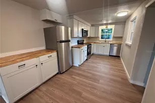 608 12th St W, Palmetto, FL 34221 - Photo 11