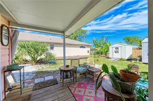 1885 Vamo Dr, Sarasota, FL 34231 - Photo 19