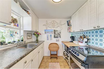 1885 Vamo Drive, Sarasota, FL 34231 - Photo 7