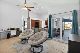 4644 Hamlets Grv Dr, Sarasota, FL 34235 - Photo 23