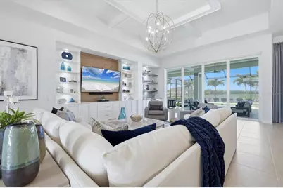 17115 Salerno Drive, Bradenton, FL 34202 - Photo 9