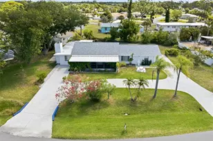 4705 Lemon Bay Dr, Venice, FL 34293 - Photo 33