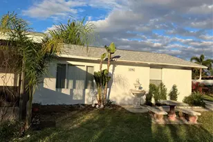4705 Lemon Bay Dr, Venice, FL 34293 - Photo 3