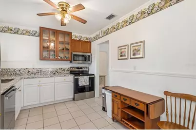 4705 Lemon Bay Drive, Venice, FL 34293 - Photo 11