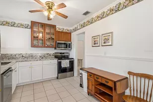 4705 Lemon Bay Dr, Venice, FL 34293 - Photo 11
