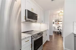 750 N Tamiami Trl, Sarasota, FL 34236 - Photo 17