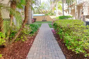 21019 Sunpoint Way, Lutz, FL 33558 - Photo 5