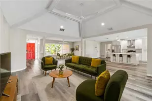 1009 Kings Ct, Venice, FL 34293 - Photo 7