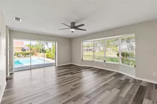 1009 Kings Ct, Venice, FL 34293 - Photo 9