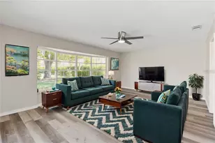 1009 Kings Ct, Venice, FL 34293 - Photo 9