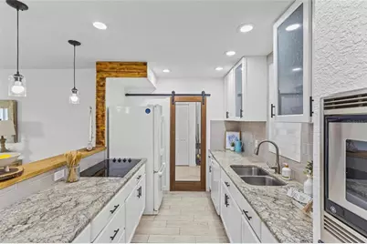 4003 36th Street W, Bradenton, FL 34205 - Photo 11