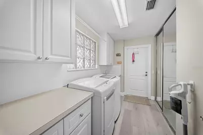 5566 Modena Place, Sarasota, FL 34238 - Photo 19