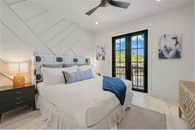 128 Fillmore Drive, Sarasota, FL 34236 - Photo 23