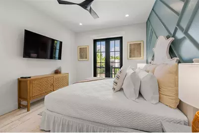 128 Fillmore Drive, Sarasota, FL 34236 - Photo 27