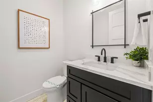 128 Fillmore Dr, Sarasota, FL 34236 - Photo 41