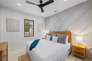 128 Fillmore Dr, Sarasota, FL 34236 - Photo 19