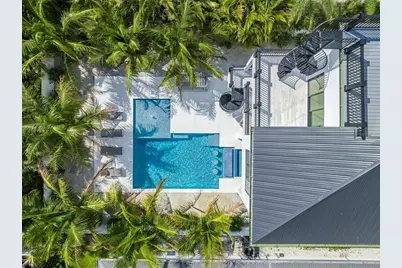 128 Fillmore Drive, Sarasota, FL 34236 - Photo 5