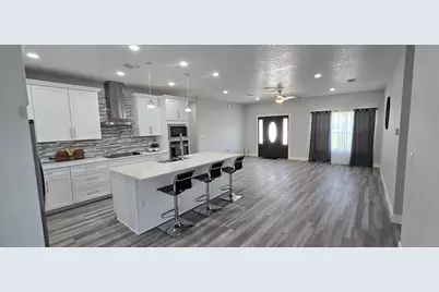 32835 Forest Avenue, Leesburg, FL 34788 - Photo 3