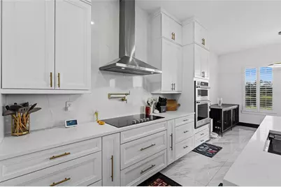 7208 Great Egret Boulevard, Sarasota, FL 34241 - Photo 9