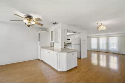 4662 Beacon Drive, Sarasota, FL 34232 - Photo 13