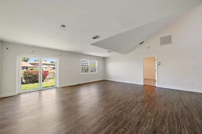 3527 52nd Avenue W, Bradenton, FL 34210 - Photo 13