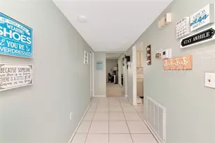 1807 University Pl, Sarasota, FL 34235 - Photo 9