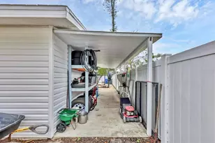 2715 52nd Ave Terrace W, Bradenton, FL 34207 - Photo 33