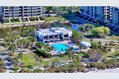 1085 Gulf Of Mexico Drive #404, Longboat Key, FL 34228 - Photo 21