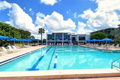 1085 Gulf Of Mexico Drive #404, Longboat Key, FL 34228 - Photo 23