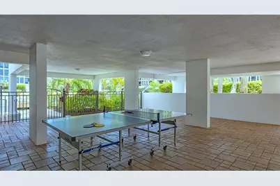 1085 Gulf Of Mexico Drive #404, Longboat Key, FL 34228 - Photo 27