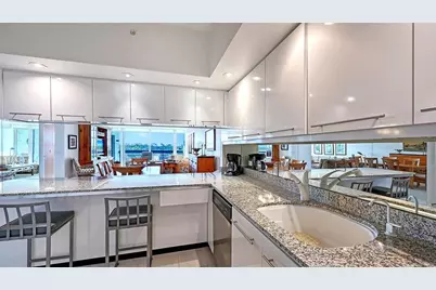 1085 Gulf Of Mexico Drive #404, Longboat Key, FL 34228 - Photo 11