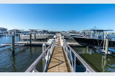 2217 6th Street E, Palmetto, FL 34221 - Photo 27