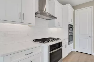 2217 6th Street E, Palmetto, FL 34221 - Photo 3