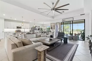 15505 White Linen Dr, Bradenton, FL 34211 - Photo 9