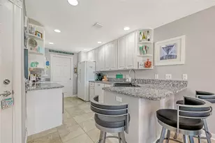 1625 Burgos Dr, Sarasota, FL 34238 - Photo 11