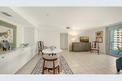 1111 N Gulfstream Avenue #10E, Sarasota, FL 34236 - Photo 11