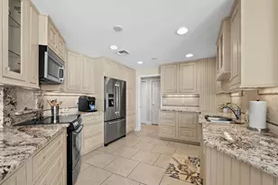 1211 Gulf of Mexico Dr, Longboat Key, FL 34228 - Photo 19