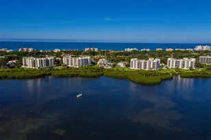 1930 Harbourside Dr, Longboat Key, FL 34228 - Photo 33