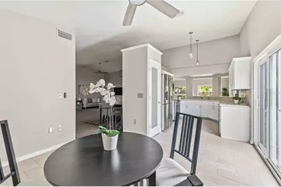 7795 Pine Trace, Sarasota, FL 34243 - Photo 11