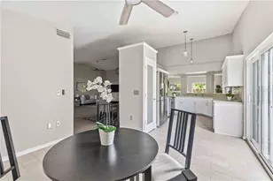 7795 Pine Trace, Sarasota, FL 34243 - Photo 11