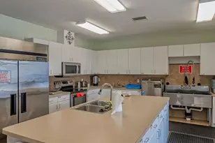 200 Southwinds Dr, Sarasota, FL 34231 - Photo 53