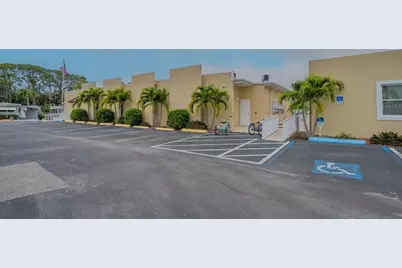 200 Southwinds Drive, Sarasota, FL 34231 - Photo 45